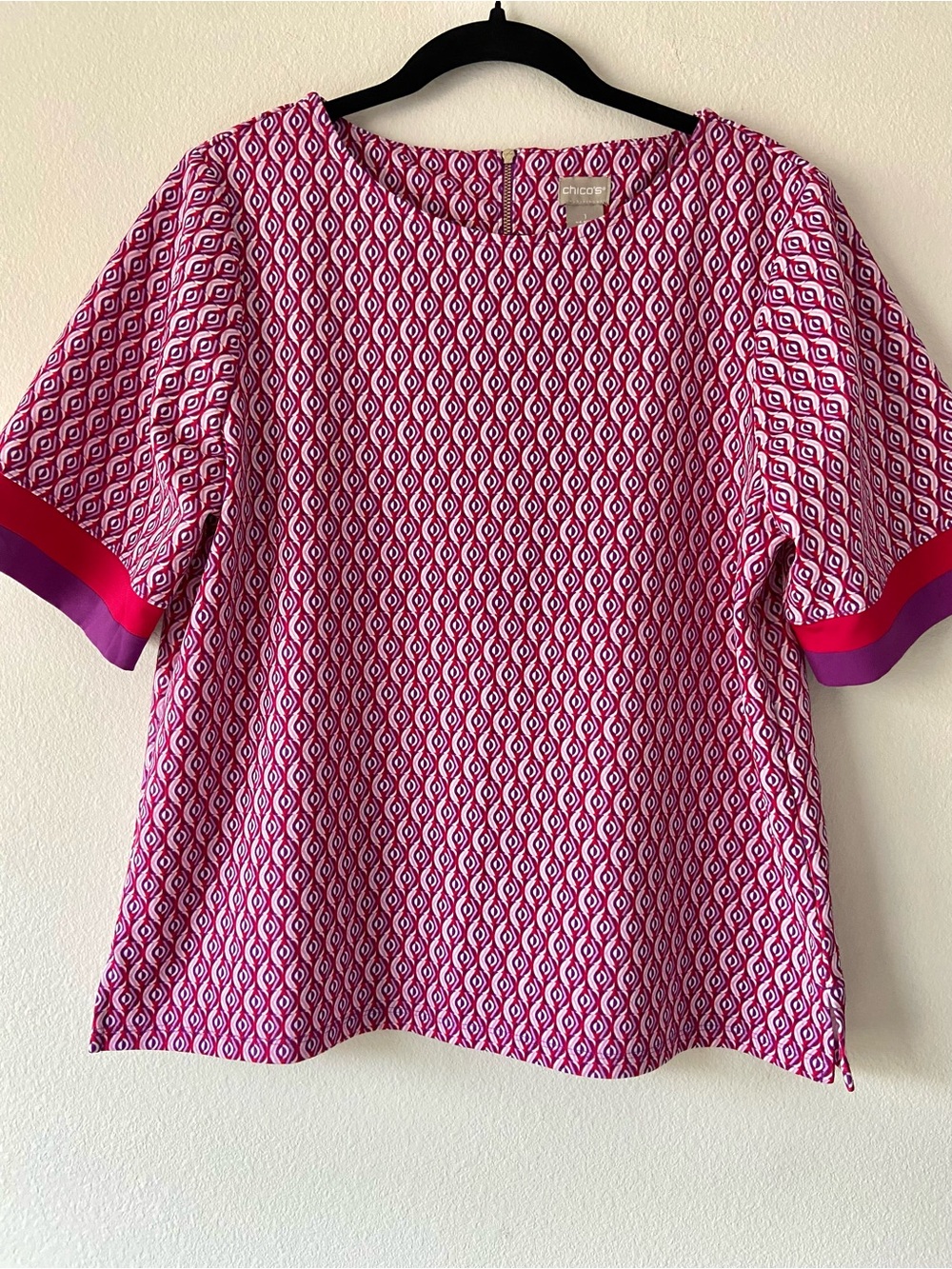 Chico’s Geometric Print Blouse Size 1 (US M) Pink Purple Short Sleeve Top